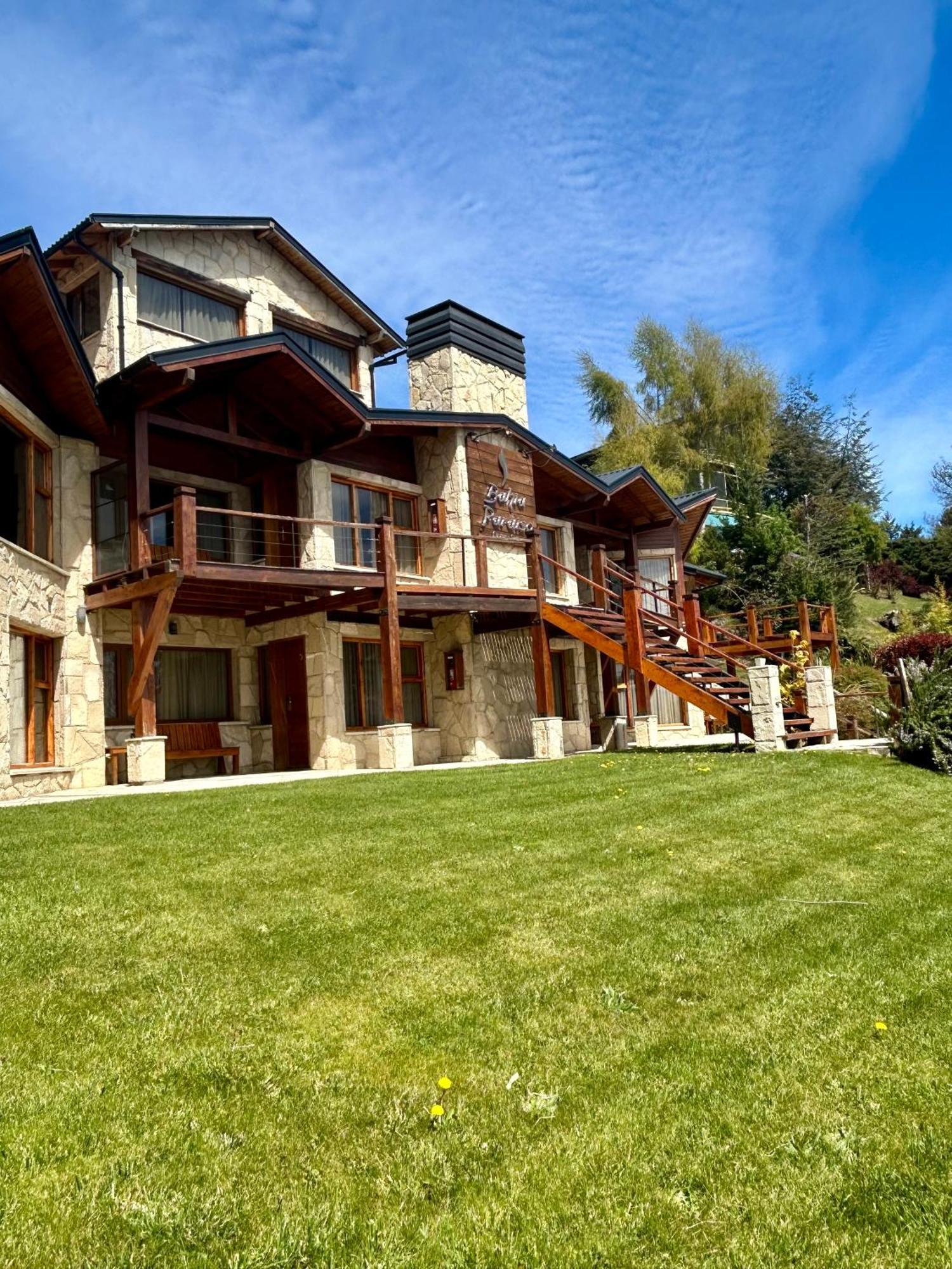 Bahia Paraiso Apart & Suites San Carlos de Bariloche Exterior photo