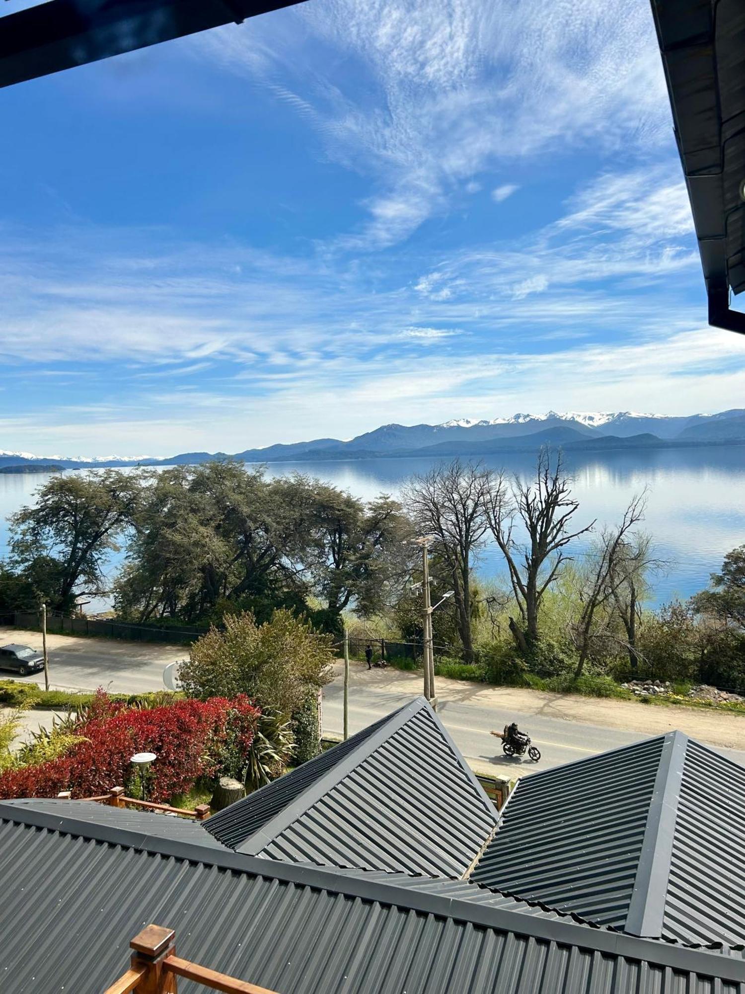 Bahia Paraiso Apart & Suites San Carlos de Bariloche Exterior photo