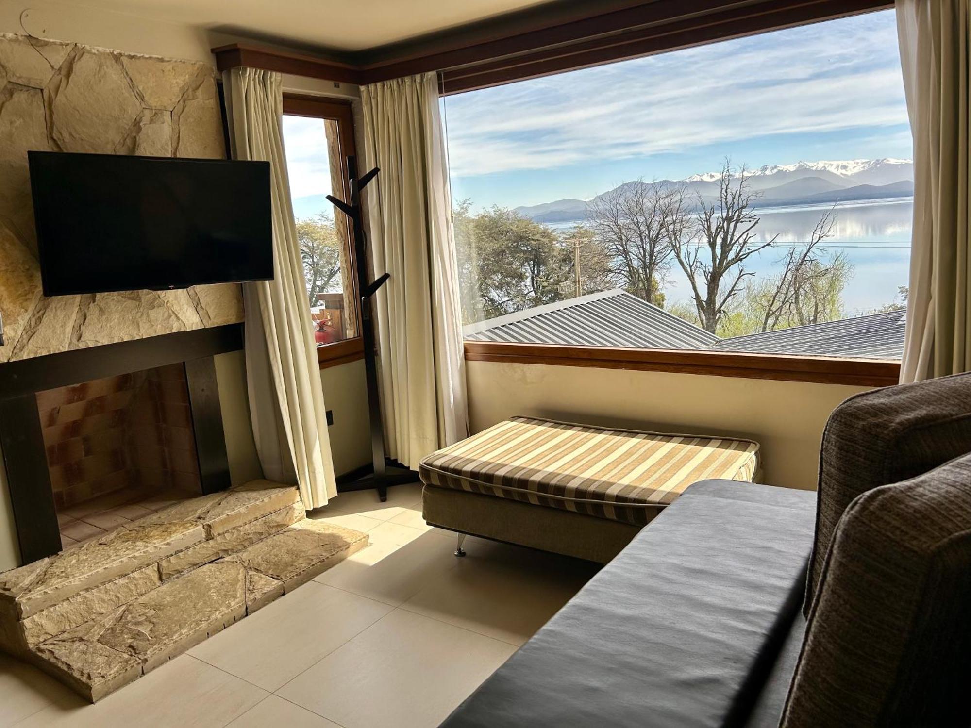 Bahia Paraiso Apart & Suites San Carlos de Bariloche Exterior photo