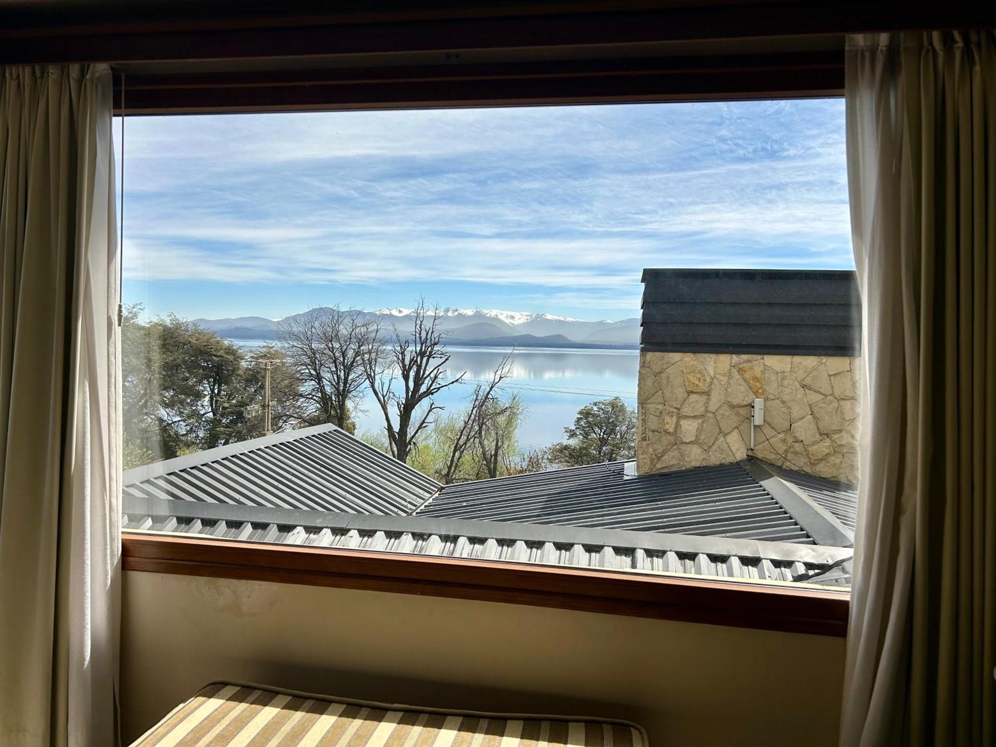 Bahia Paraiso Apart & Suites San Carlos de Bariloche Exterior photo